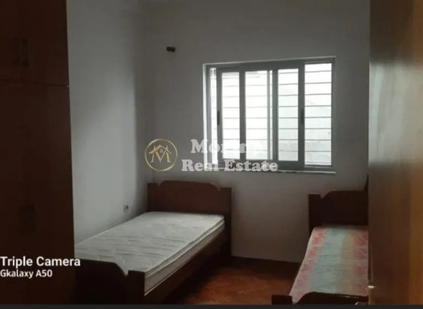 Tirane, jepet me qera shtepi 2+1+Ballkon Kati 2, 100 m² 400 € (5 Maji)