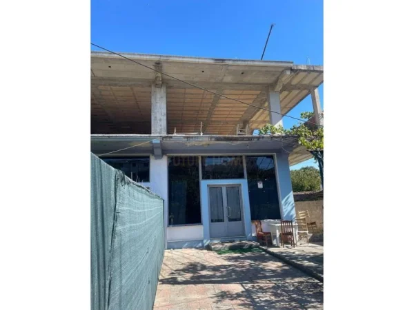 Durres, shitet ambjent biznesi , 346 m² 180.000 € 