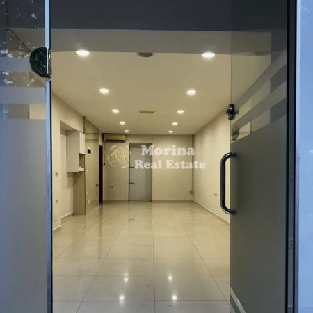 Tirane, jepet me qera ambjent biznesi Kati 1, 40 m² 500 € (Shkolla e Baletit)