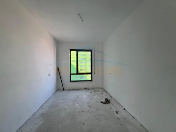 Tirane, shitet apartament Kati 5, 120 m² 169.260 € (RRUGA 5 MAJI)
