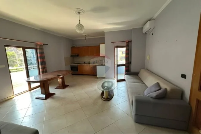 Tirane, jepet me qera apartament 2+1 Kati 1, 75 m² 650 € (Qyteti Studenti, Tiranë)