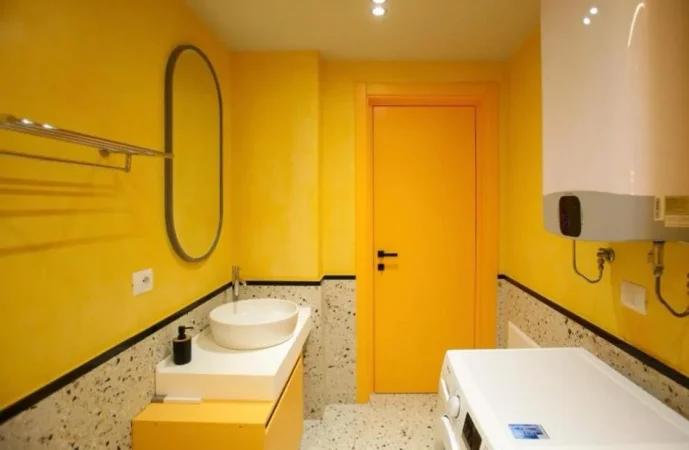 Vlore, jepet me qera apartament 2+1+Ballkon Kati 4, 126 m² 1.200 € (Lungomare)