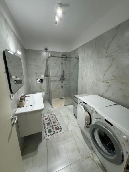 Tirane, jepet me qera apartament 2+1+Garazh Kati 2, 95 m² 750 € (Pranë Fushës, Ali Demi ,Tiranë)