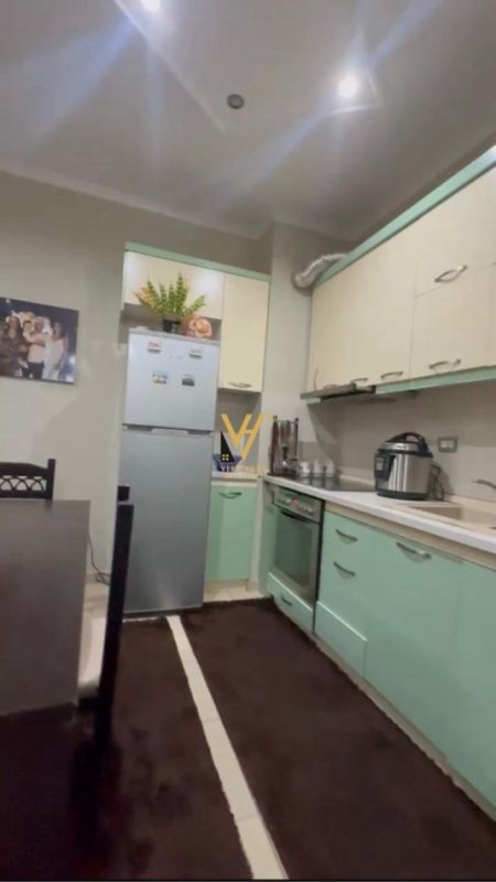 Tirane, shitet apartament 2+1+Ballkon Kati 8, 91 m² 135.000 € (YZBERISHT)