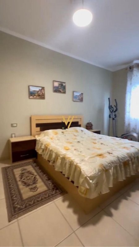 Tirane, shitet apartament 2+1+Ballkon Kati 8, 91 m² 135.000 € (YZBERISHT)