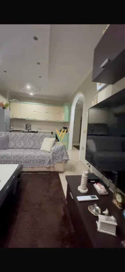 Tirane, shitet apartament 2+1+Ballkon Kati 8, 91 m² 135.000 € (YZBERISHT)