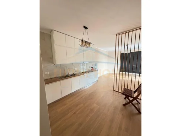 Tirane, shitet apartament Kati 1, 100 m² 125.000 € (LINZE)