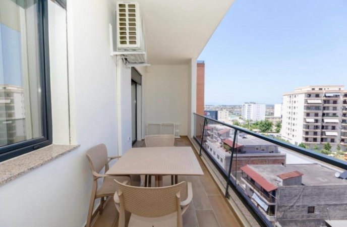 Vlore, jepet me qera apartament 2+1+Ballkon , 89 m² 550 € (Shkolla Muzikes)