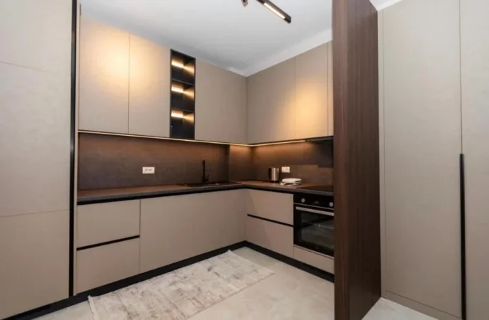 Vlore, jepet me qera apartament 2+1+Ballkon , 89 m² 550 € (Shkolla Muzikes)