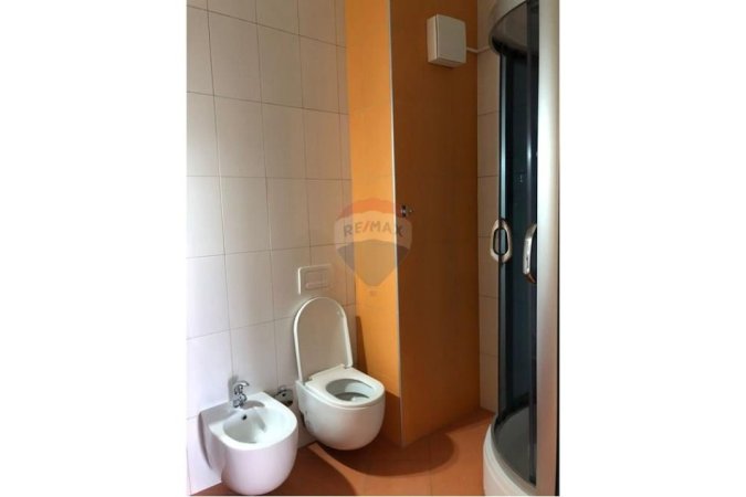 Tirane, shitet apartament 3+1 , 201 m² 500.000 € (Rruga Bilal Sina, Tiranë)