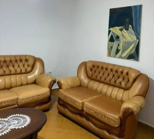 Tirane, jepet me qera apartament 1+1 Kati 0, 60 m² 370 € (Prane Spitalit QSUT)