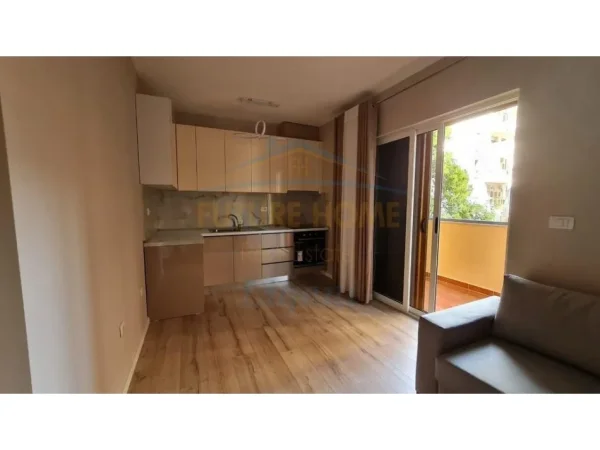 Tirane, shitet apartament Kati 1, 58 m² 170.000 € (KOMUNA E PARISIT)