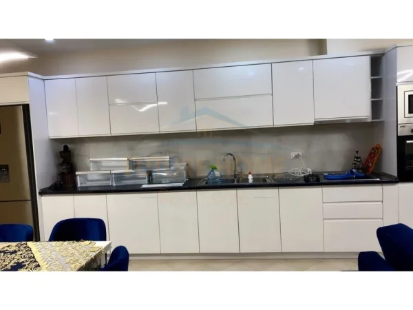 Tirane, shitet Kati 6, 117 m² 203.000 € (ASTIR)