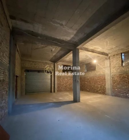 Tirane, jepet me qera ambjent biznesi Kati 1, 131 m² 750 € (Kombinat)