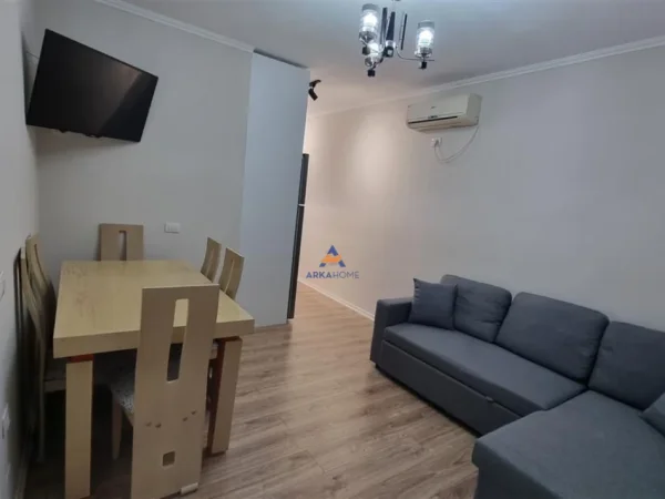 Tirane, jepet me qera apartament 1+1 Kati 7, 60 m² 566 € (Don Bosko)