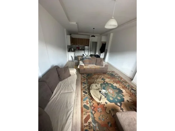 Tirane, shitet apartament Kati 4, 72 m² 143.500 € (KOPSHTI ZOOLOGJIK)