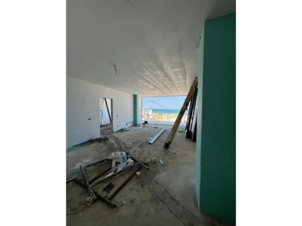 Gjiri Lalezit | Hamallaj, shitet apartament 3+1+Ballkon Kati 5, 159 m² 390.000 € (Hamallaj, Gjiri i Lalzit,Durrës.)