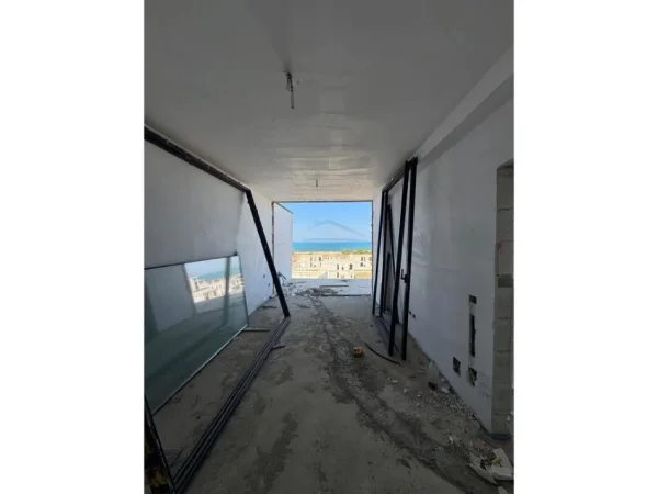 Gjiri Lalezit | Hamallaj, shitet apartament 3+1+Ballkon Kati 5, 159 m² 390.000 € (Hamallaj, Gjiri i Lalzit,Durrës.)