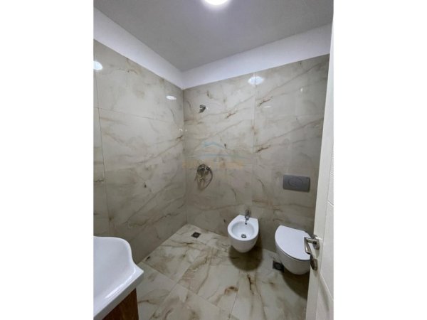 Tirane, shitet apartament Kati 3, 116 m² 210.000 € (ISH PROFARMA)