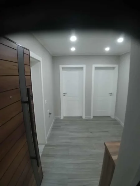 Tirane, shitet apartament 2+1+Ballkon Kati 1, 159.999 € (Rruga Kol Popa prane fushave Ali Demi)