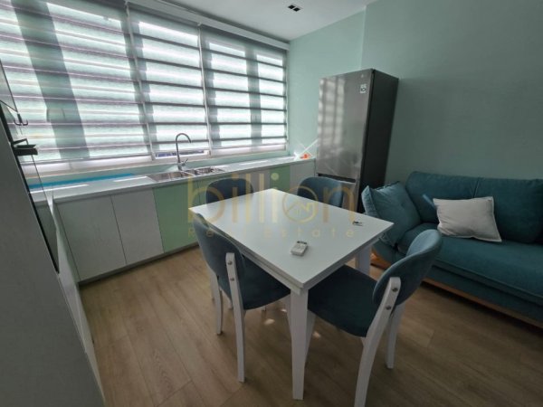 Tirane, jepet me qera apartament 2+1 , 90 m² 600 € (Ruga e Elbasanit)