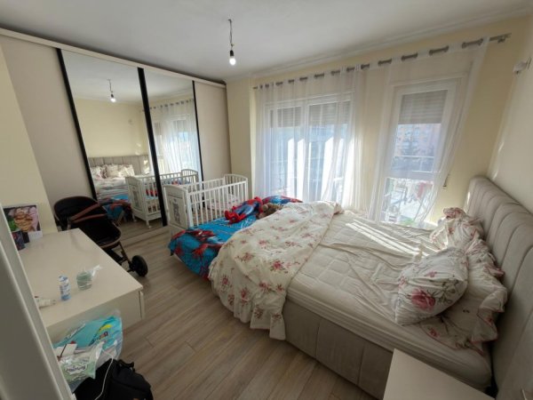 Tirane, shitet apartament 3+1 Kati 4, 132 m² 248.000 € 