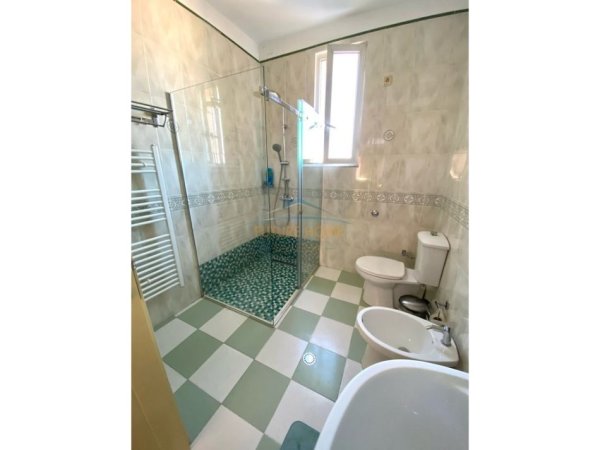 Tirane, shitet apartament Kati 3, 122 m² 210.000 € (VASIL SHANTO)