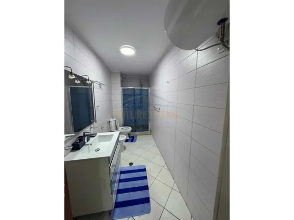 Tirane, shitet apartament 1+1+Ballkon Kati 5, 84 m² 127.000 € 