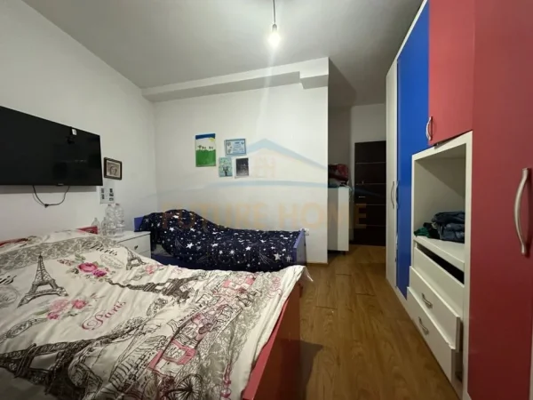 Tirane, shitet apartament Kati 2, 160 m² 190.000 € (UNAZA E RE)
