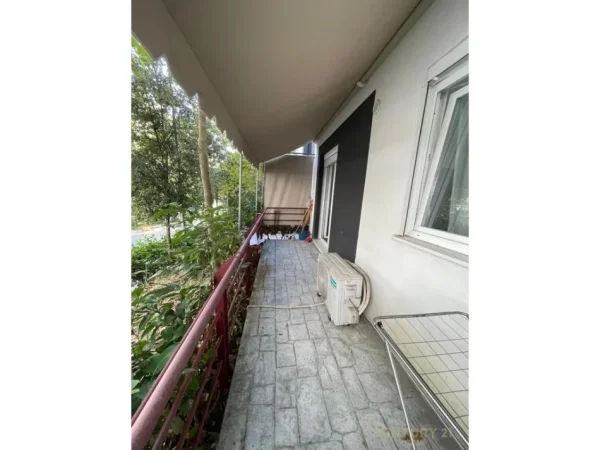Tirane, shitet apartament 1+1 Kati 1, 58 m² 135.000 € (Liqeni i thate)