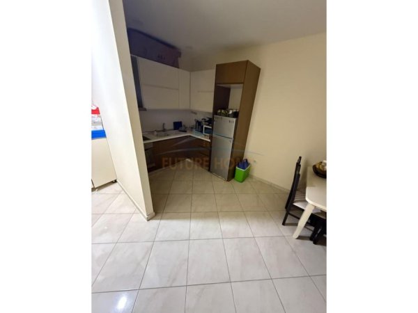 Tirane, shitet apartament 1+1+Ballkon Kati 8, 78 m² 110.000 € 