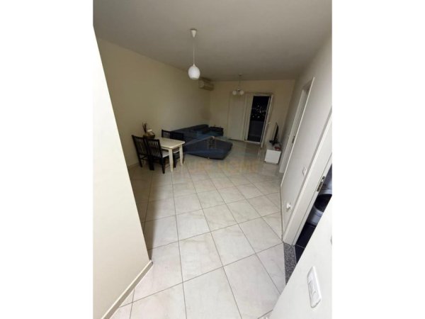 Tirane, shitet apartament 1+1+Ballkon Kati 8, 78 m² 110.000 € 