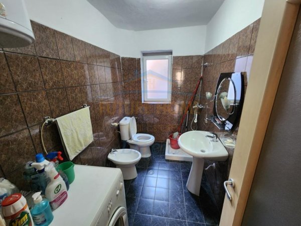 Tirane, shitet Kati 3, 88 m² 185.000 € (SHKOLLA BALETIT)