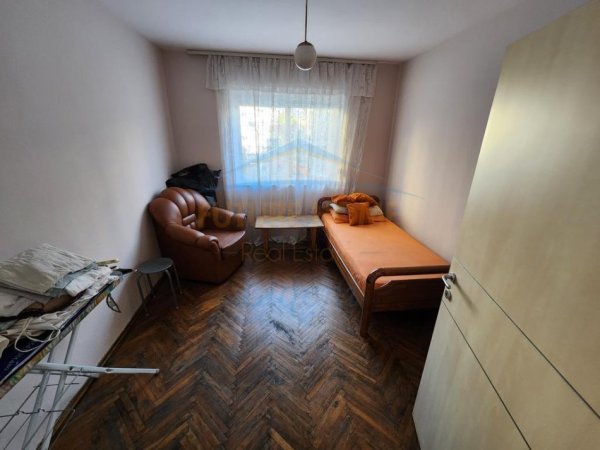 Tirane, shitet Kati 3, 88 m² 185.000 € (SHKOLLA BALETIT)
