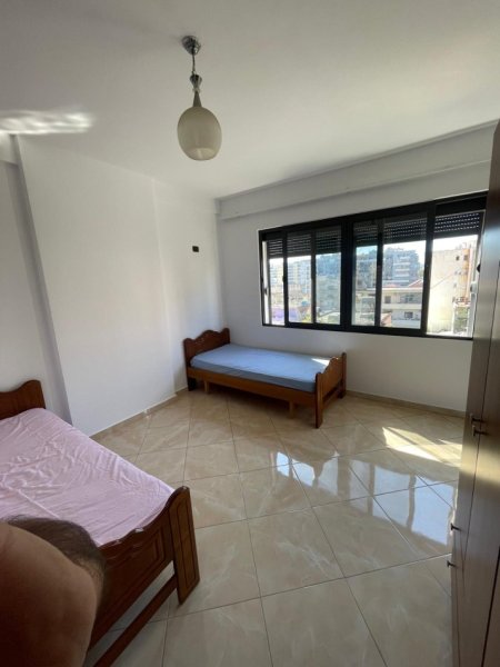 Tirane, jepet me qera apartament 2+1 Kati 4, 87 m² 450 € (Vila L, Astir, Tiranë.)