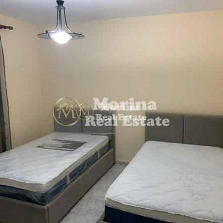 Tirane, jepet me qera apartament 2+1+Ballkon Kati 3, 75 m² 500 € (Rruga e Dibres)