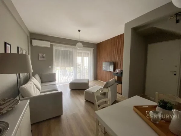 Dhermi - Palase, shitet Vile 1 Katshe Kati 1, 246 m² 650.000 € (Rezidenca “White Rock”)