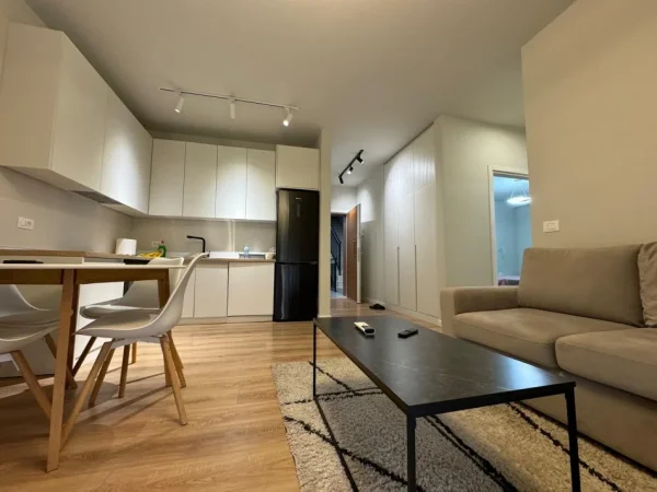 Tirane, shitet apartament 2+1 , 100 m² 229.000 € (kopshti botanik)