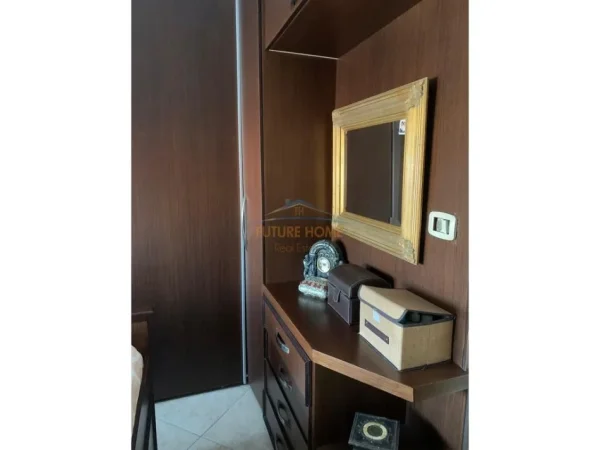 Tirane, shitet apartament Kati 2, 59 m² 100.000 € (KOMBINAT)