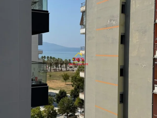 Vlore, jepet me qera apartament 1+1+Ballkon Kati 4, 70 m² 400 € (Rruga Murat Tërbaçi)