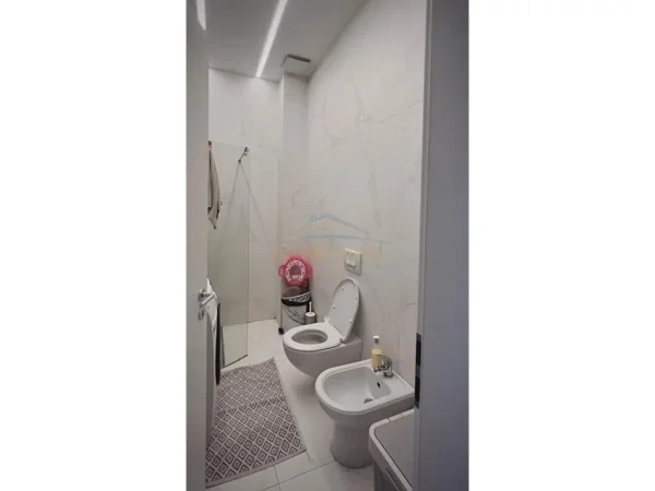 Tirane, shitet apartament Kati 11, 125 m² 238.000 € (ISH PARKU)