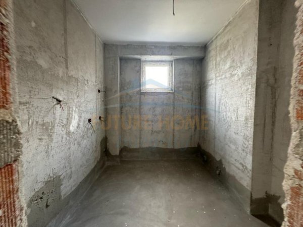 Tirane, shitet apartament Kati 2, 199 m² 360.000 € (STACIONI I TRENIT)