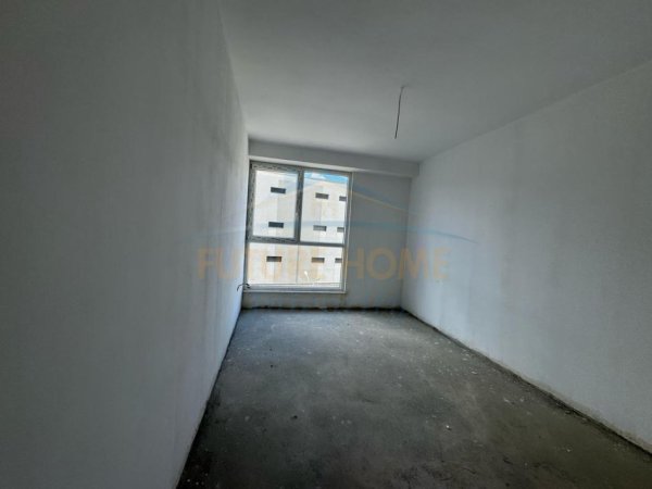 Tirane, shitet apartament Kati 2, 199 m² 360.000 € (STACIONI I TRENIT)