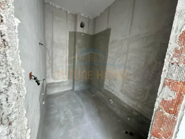 Tirane, shitet apartament Kati 2, 199 m² 360.000 € (STACIONI I TRENIT)