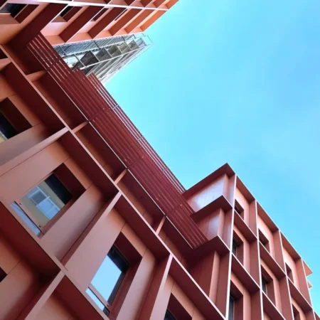 Tirane, shitet apartament 2+1 , 101 m² 399.000 € (Prane LSI)