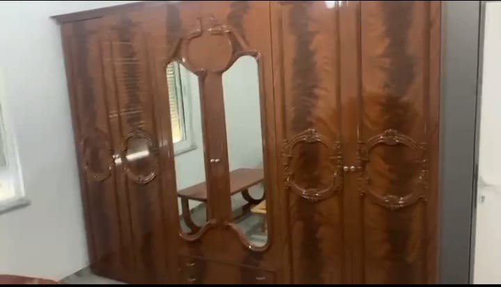 Tirane, jepet me qera apartament 2+1 Kati 1, 510 € 
