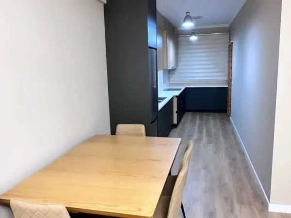 Tirane, shitet apartament 2+1 , 105 m² 168.000 € (Astir)