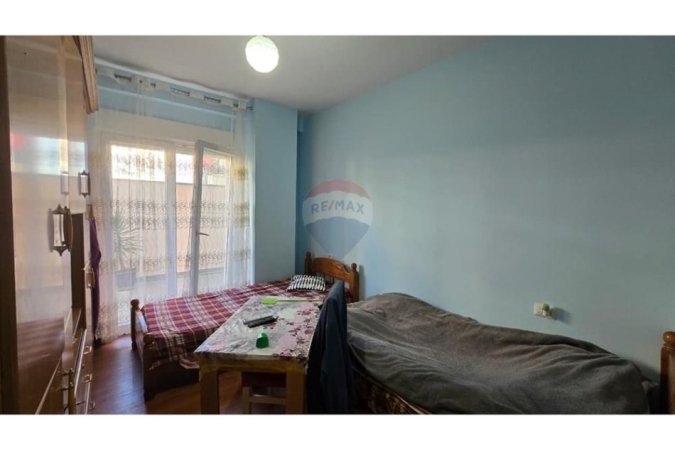 Tirane, shitet apartament 2+1 , 125 m² 185.000 € (KMY, Tiranë)
