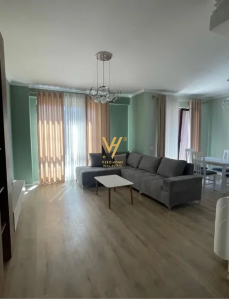 Tirane, jepet me qera apartament 2+1+Ballkon Kati 4, 106 m² 1.150 € (MYSLYM SHYRI)
