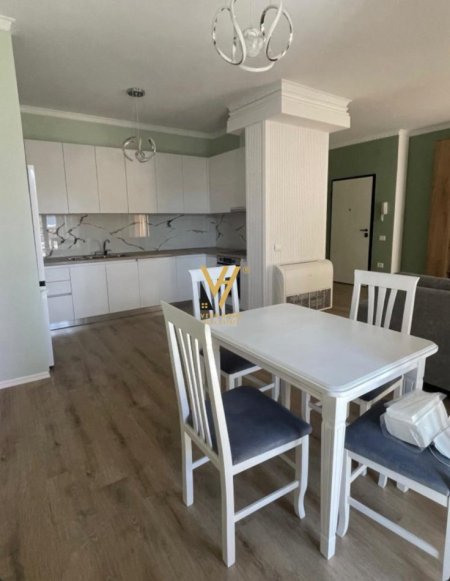 Tirane, jepet me qera apartament 2+1+Ballkon Kati 4, 106 m² 1.150 € (MYSLYM SHYRI)